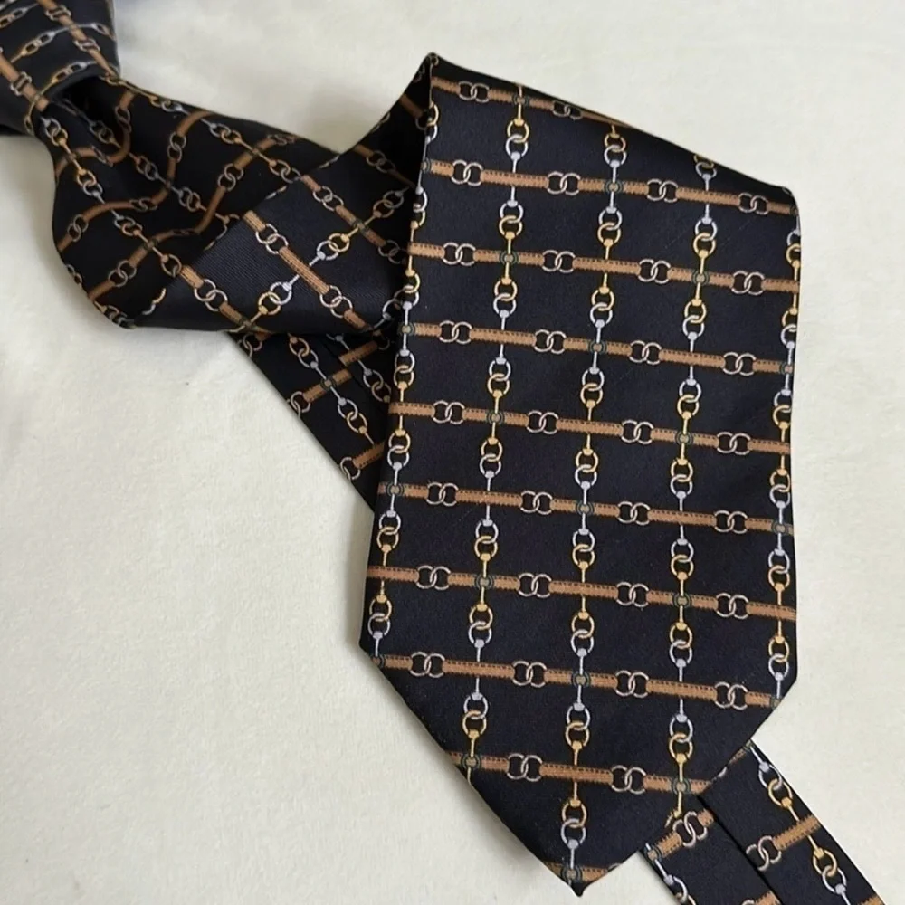 VINTAGE GUCCI TIE